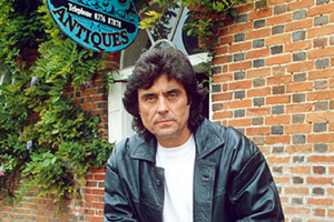 Next photo of Ian McShane