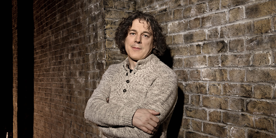 Alan Davies: As Yet Untitled Series 3 - Out-takes - British Comedy Guide