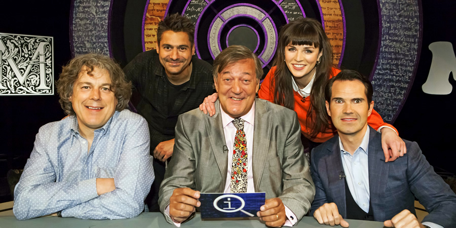 qi-series-m-episode-7-middle-muddle-british-comedy-guide